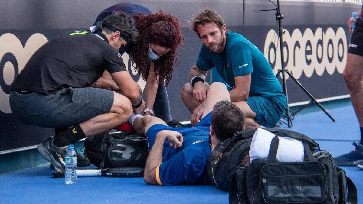 Veelvoorkomende padel blessures en hoe je ze kunt vermijden - Justpadel.com