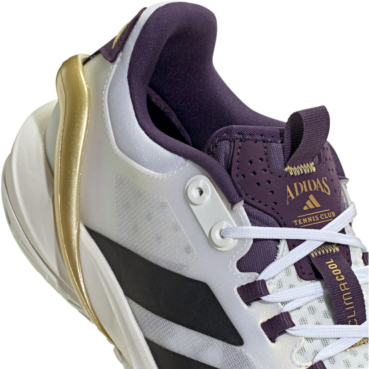 Ovanifrån sett på Adidas Adizero Cybersonic 2 M NM med vita snören och mörklila tunga