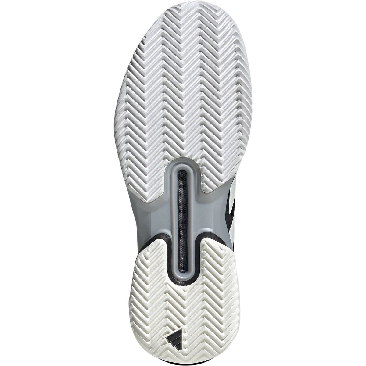 Sulan på den svarta Adidas Adizero Ubersonic 5 M med fiskbensmönster för grusbanor