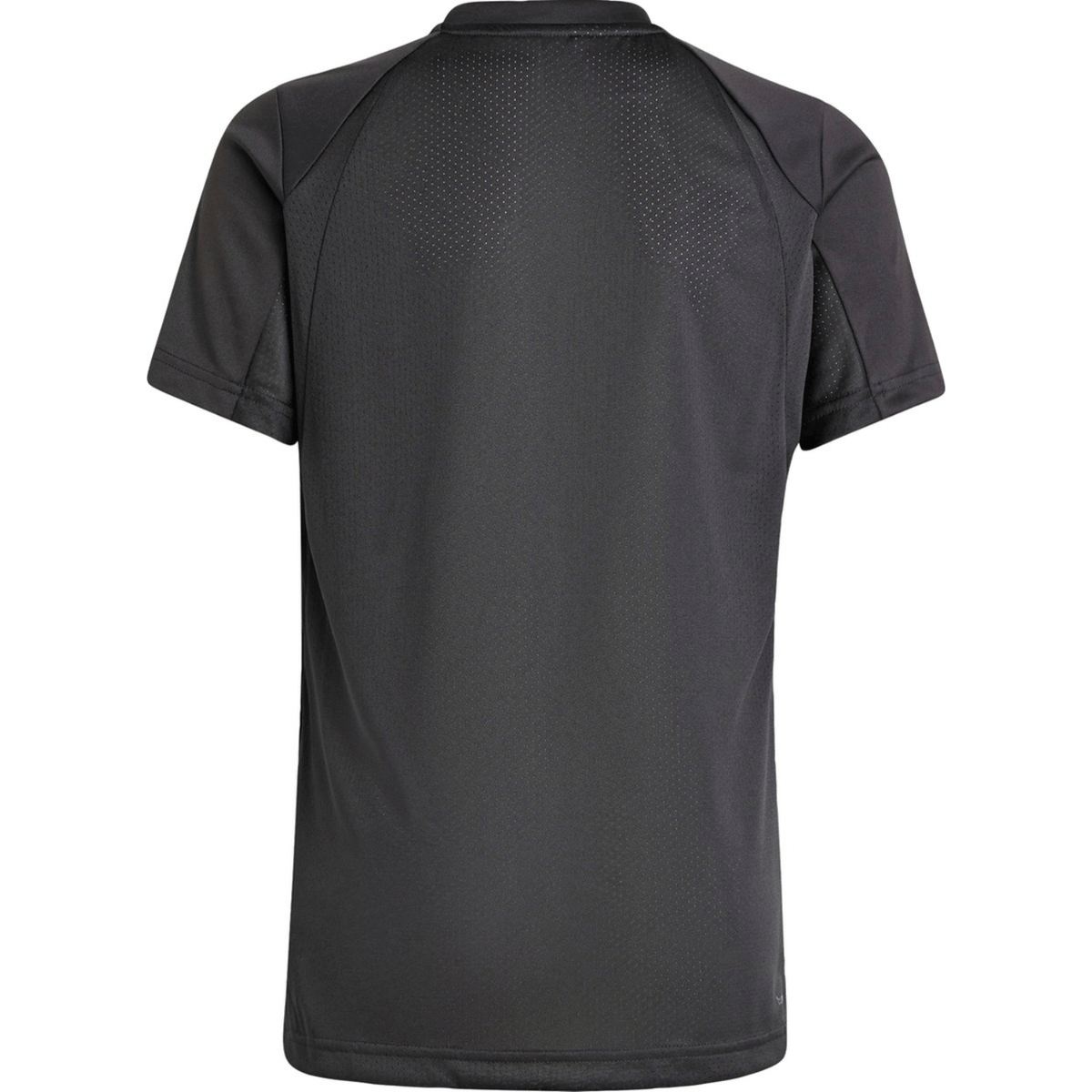 Achteraanzicht van het zwarte Adidas Boys Club T-shirt met raglanmouwen en ronde halslijn