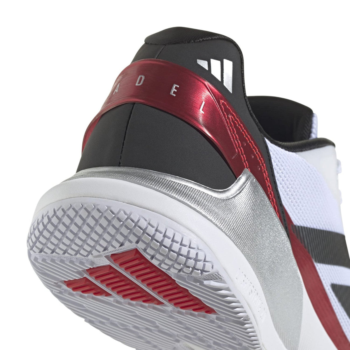 Detail van de donkerrode hielpartij van de Adidas Crazyquick LS met adidas-logo