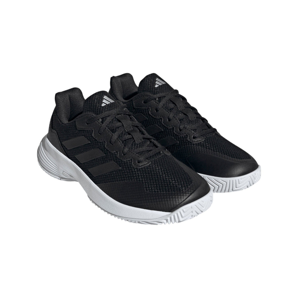 Adidas Gamecourt 2 W en Core Black, la paire vue de dos avec le talon rembourré