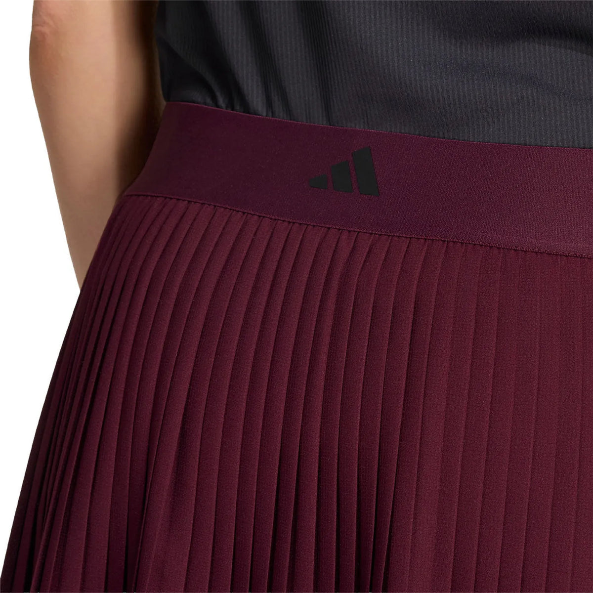 Adidas Skirt Club Pleated Maroon detail tailleband