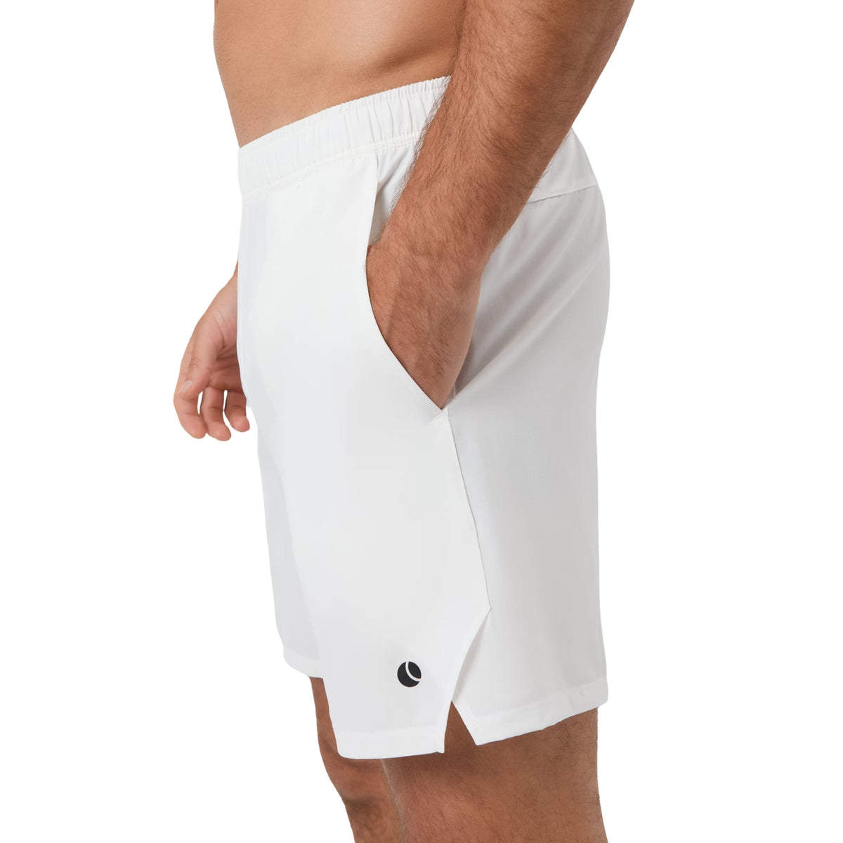 Zijaanzicht van de witte Ace Racquet short met zijsplit en logo