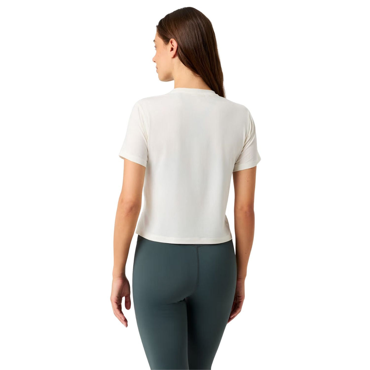 Achteraanzicht van het witte Bjorn Borg Cropped T-Shirt met korte mouwen en kort model