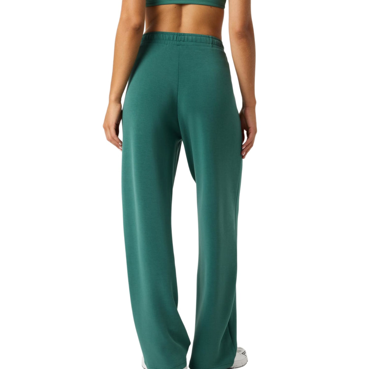 Achterzijde van de groene Bjorn Borg Studio Soft broek voor dames