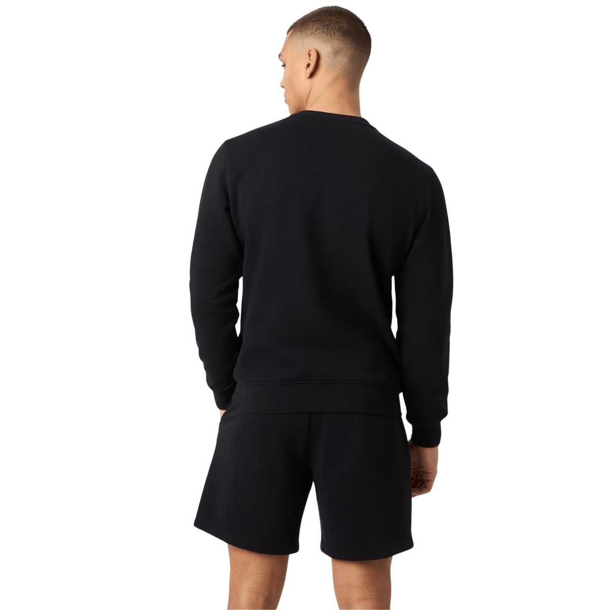 Achterzijde van de zwarte Bjorn Borg Centre sweater, gedragen door een model