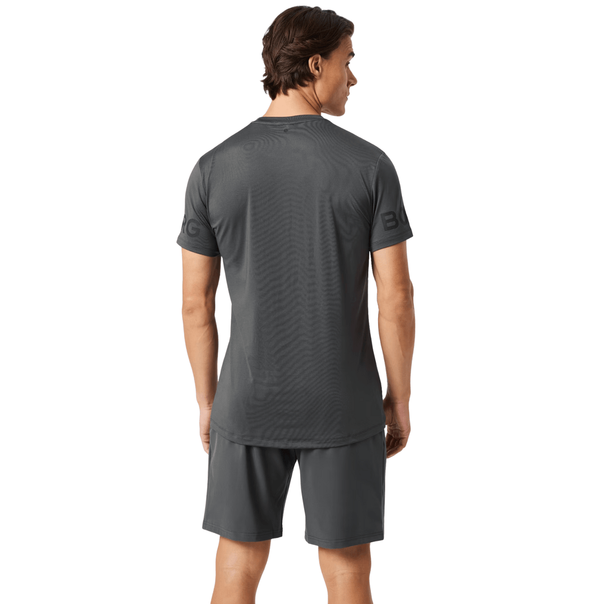 Achterzijde van het donkergrijze Bjorn Borg T-shirt, gedragen