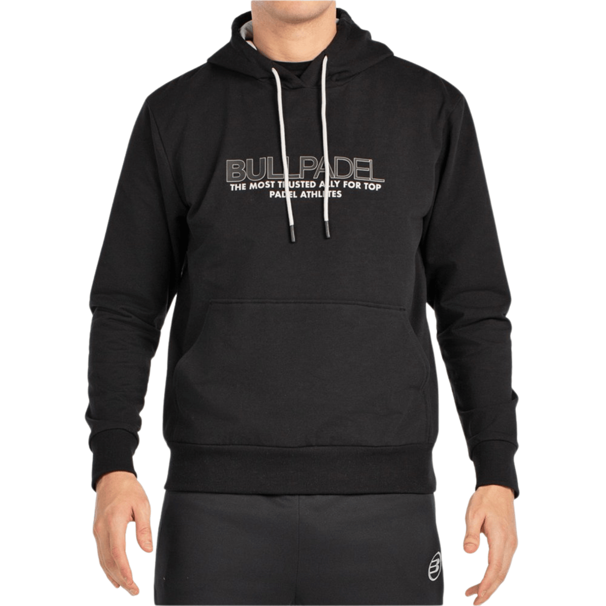 Vooraanzicht van de zwarte Bullpadel Hoodie Boyen met wit trekkoord en buidelzak