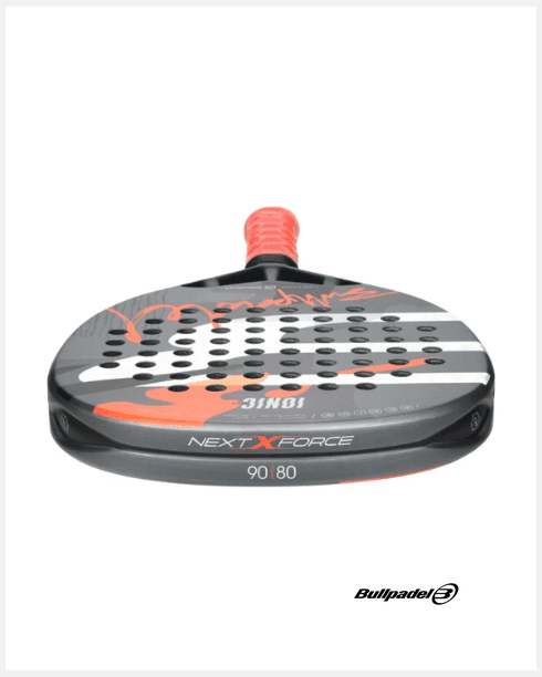 Draufsicht auf den Bullpadel IONIC POWER 25 mit dem Aufdruck „NEXT FORCE“ am Rahmenrand