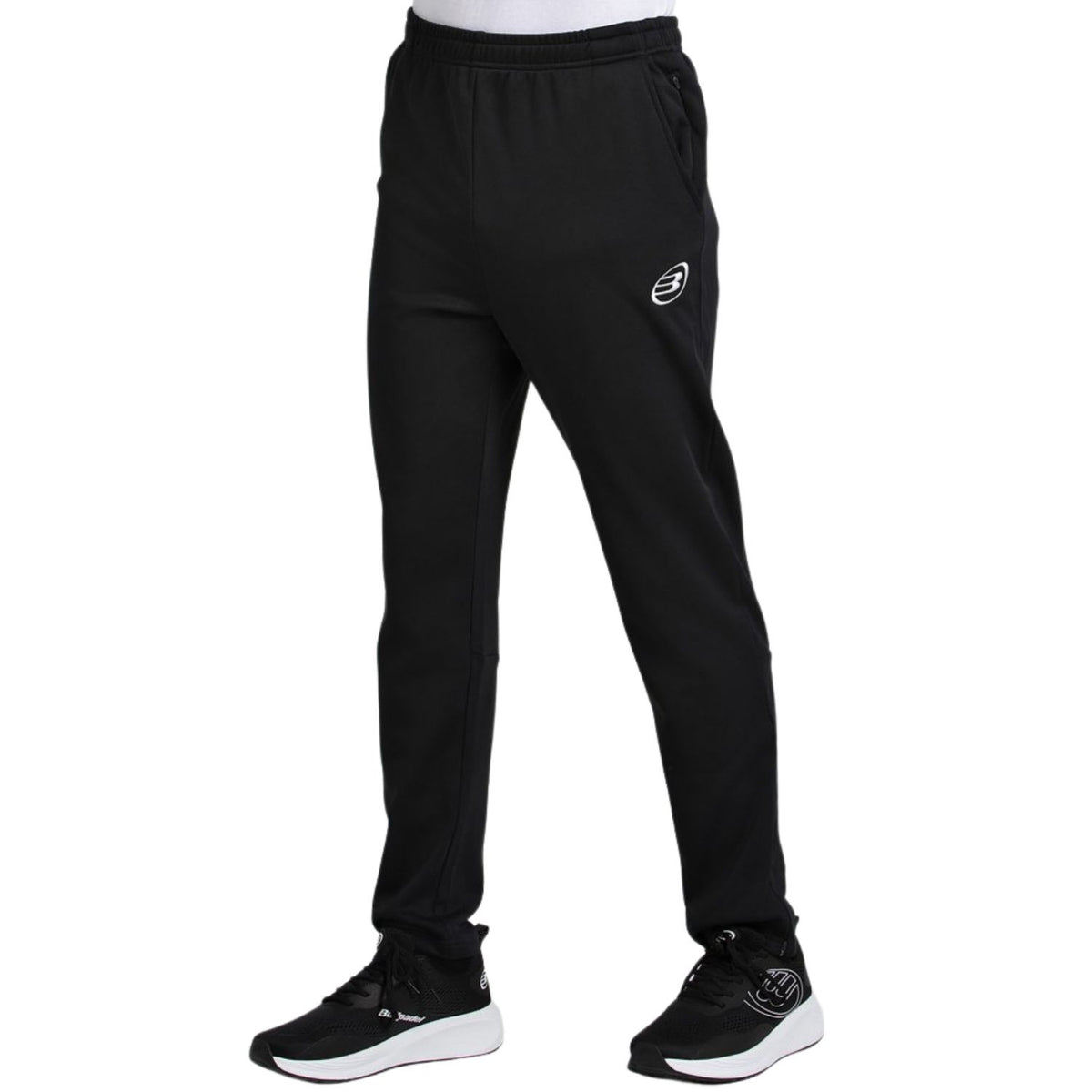 Zwarte Bullpadel Alnair broek schuin met wit logo op de dij