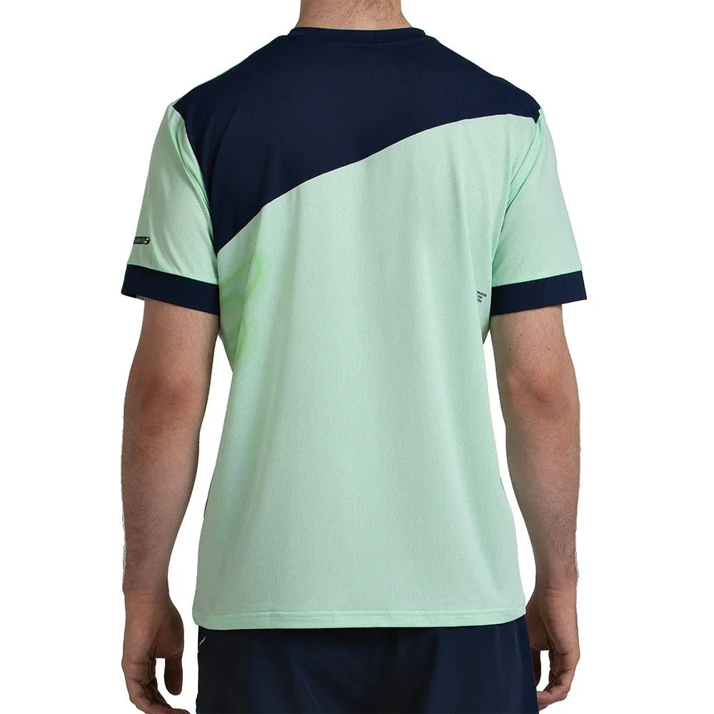 Achterzijde van het mintgroene Bullpadel Mananu T-shirt met blauw schoudervlak