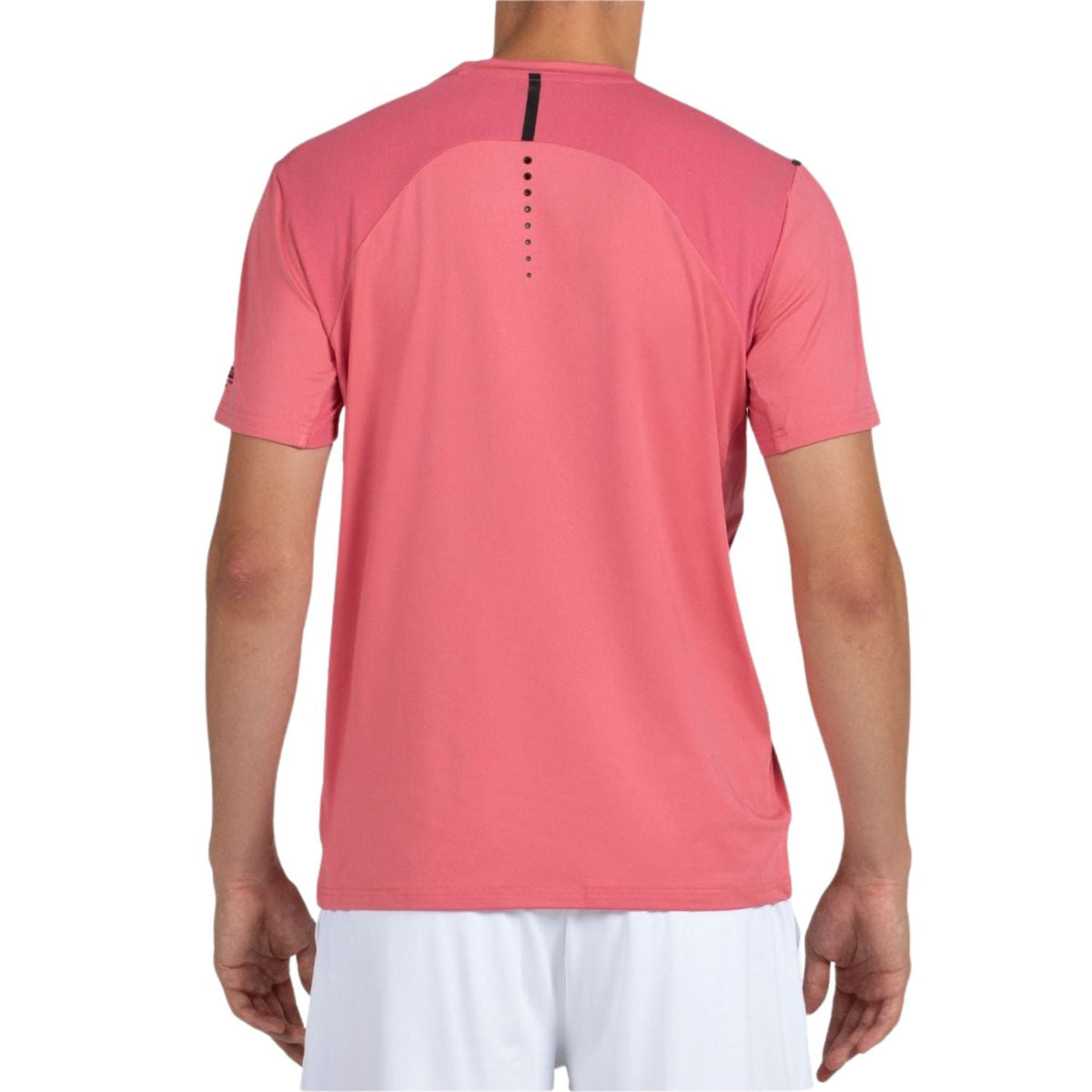 Achterzijde van het roze Bullpadel Montuno T-shirt met contrasterend schouderpaneel