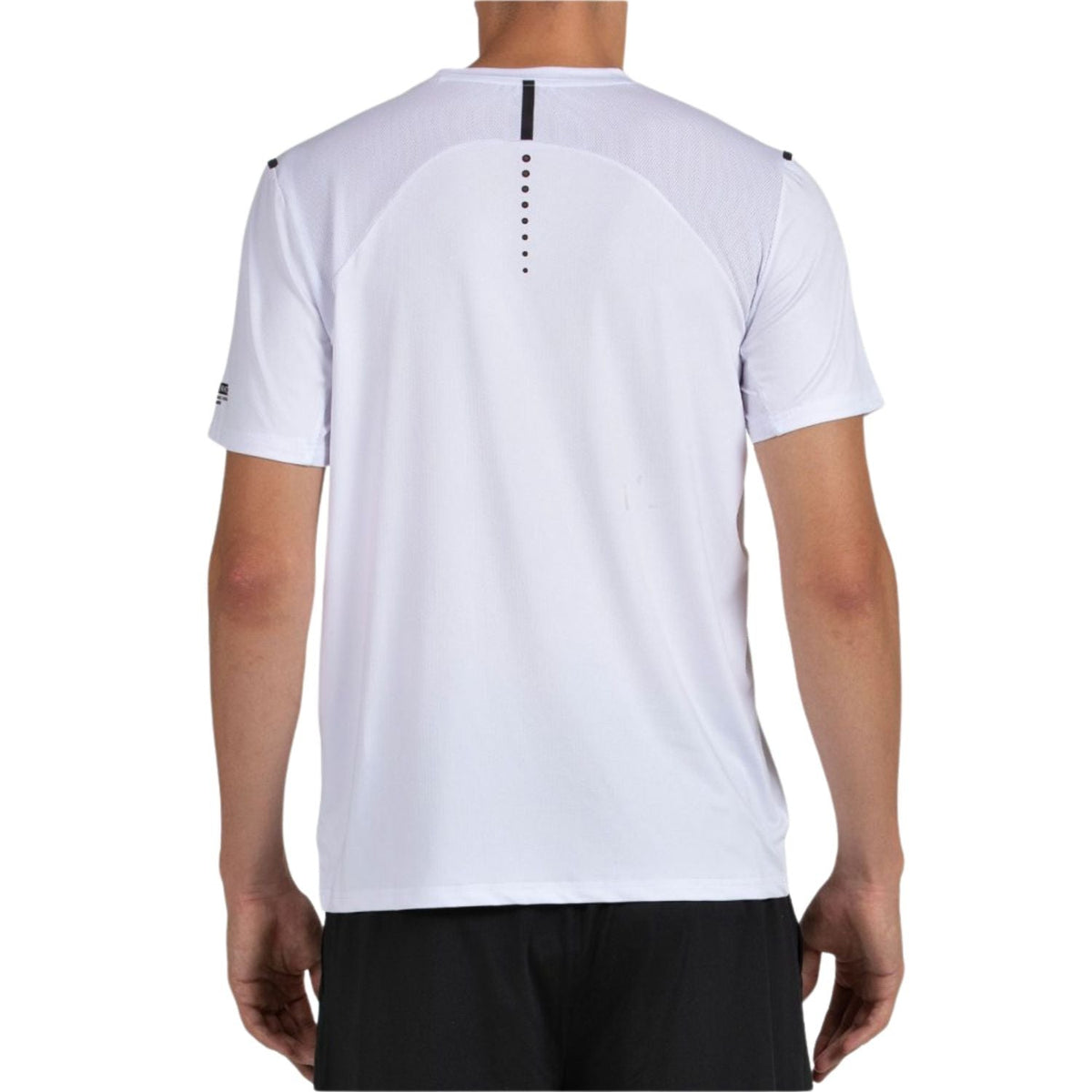 Achterzijde van het witte Bullpadel Montuno T-shirt met grijs schouderpaneel