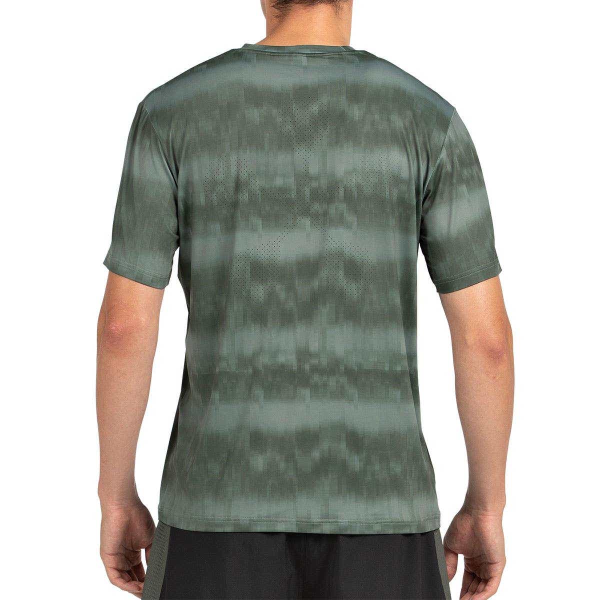 Achterzijde van het groene Bullpadel Pasco T-shirt met streepprint