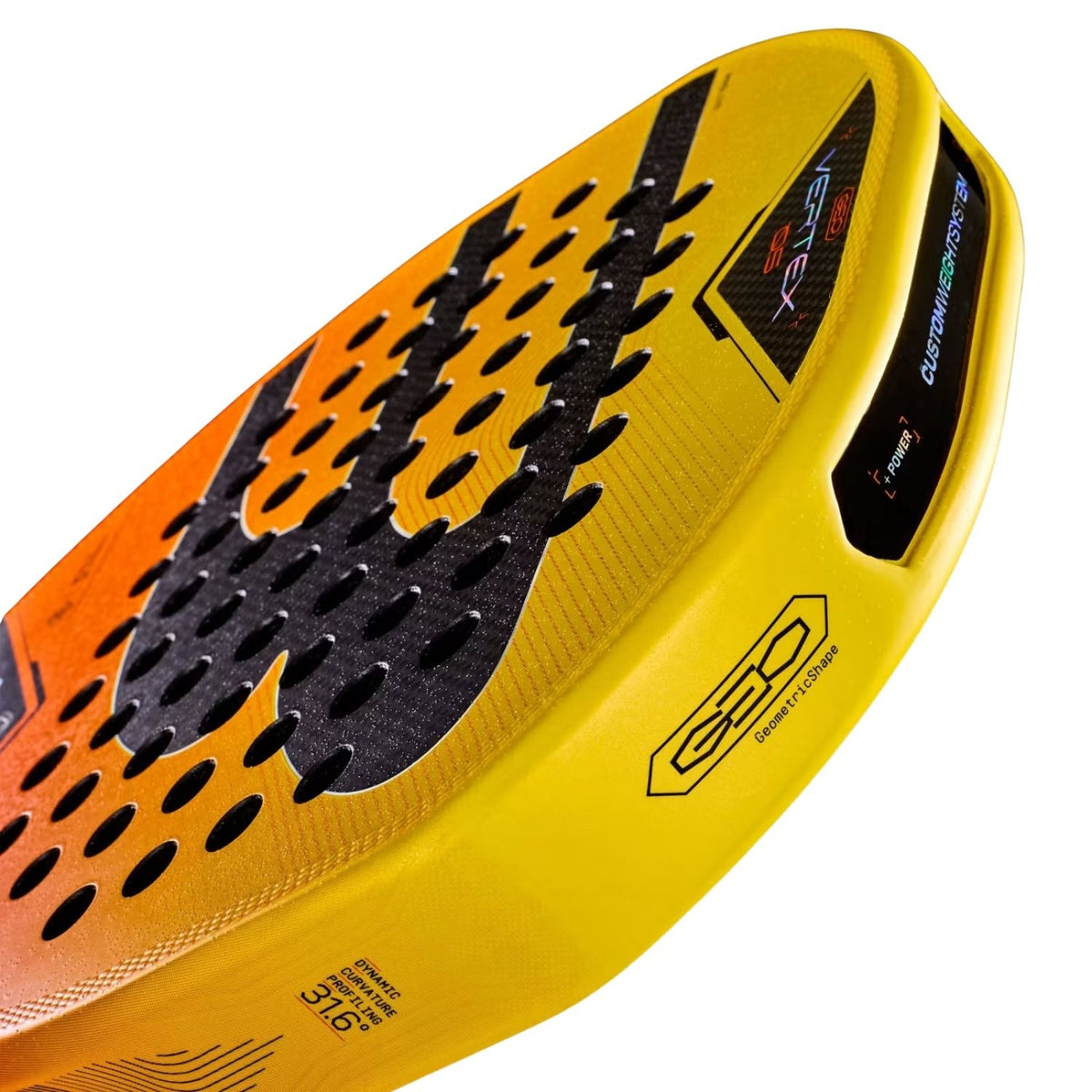 Bullpadel Vertex 05 Geo 27 padelracket liggend met Geo-opdruk op de framerand