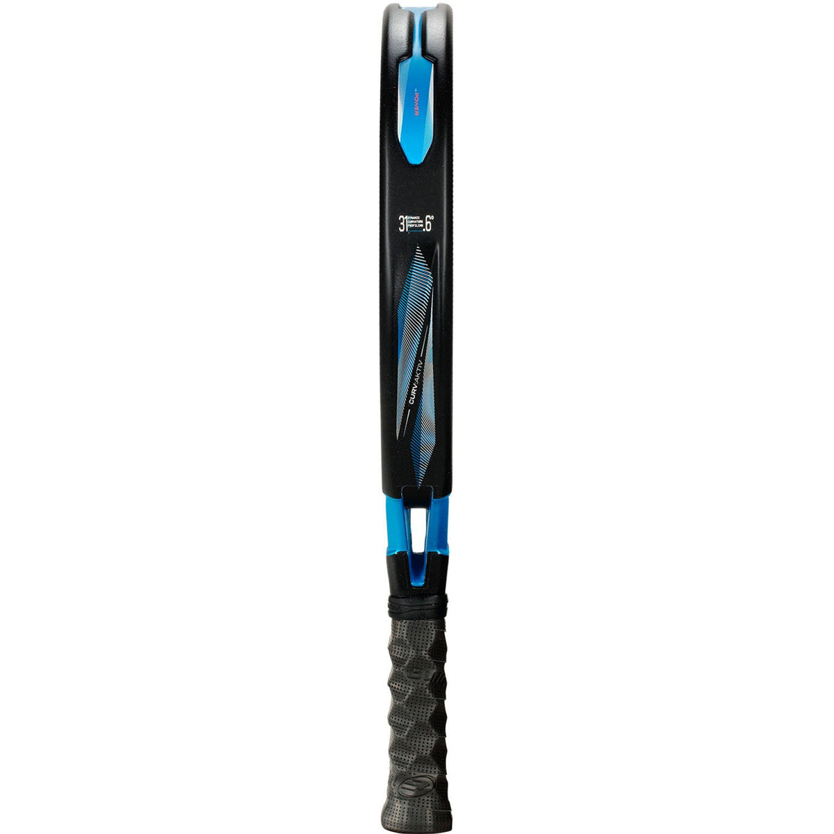 Zijaanzicht van het Bullpadel Vertex 05 Hybrid 26 over de volle lengte met zwarte grip