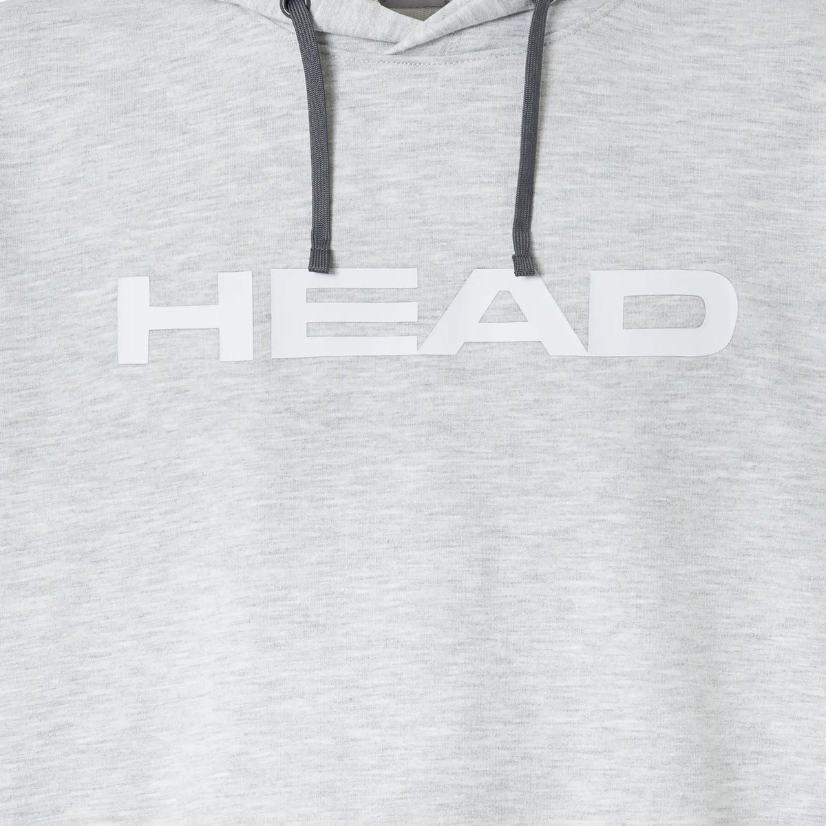 Detailansicht des Head Club Original Hoodies in Grau – aufgedrucktes Head-Logo und Kapuzenkordel aus der Nähe