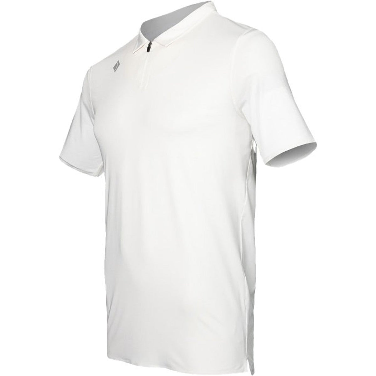 Zijaanzicht van de witte JDH Performance Polo, strak vallend herenmodel met korte mouw