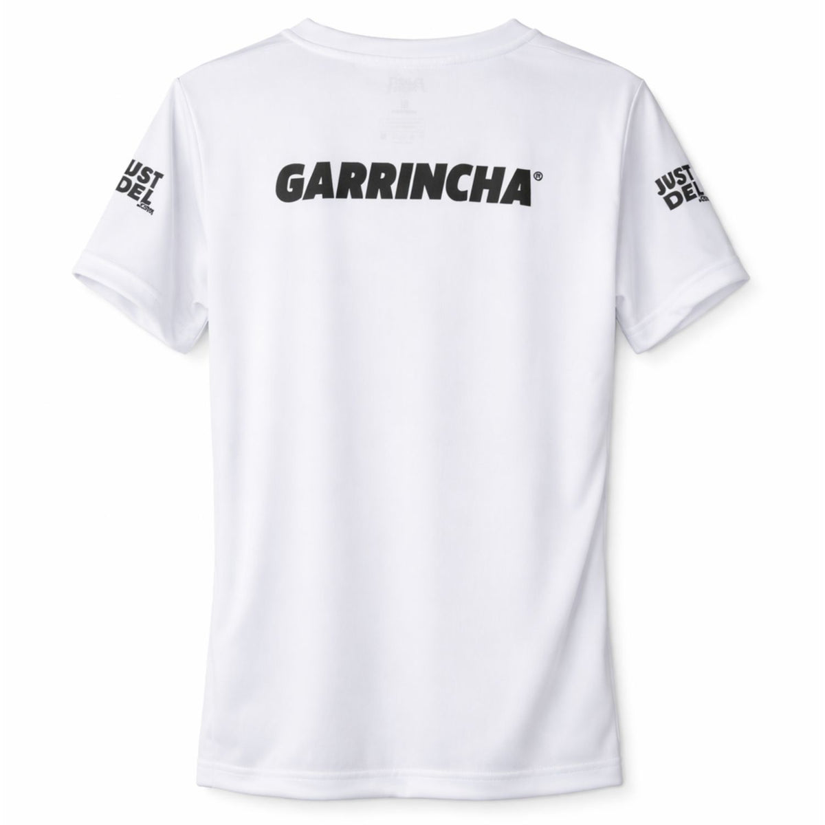 Achterzijde van het witte Justpadel x Garrincha damesshirt met opdruk