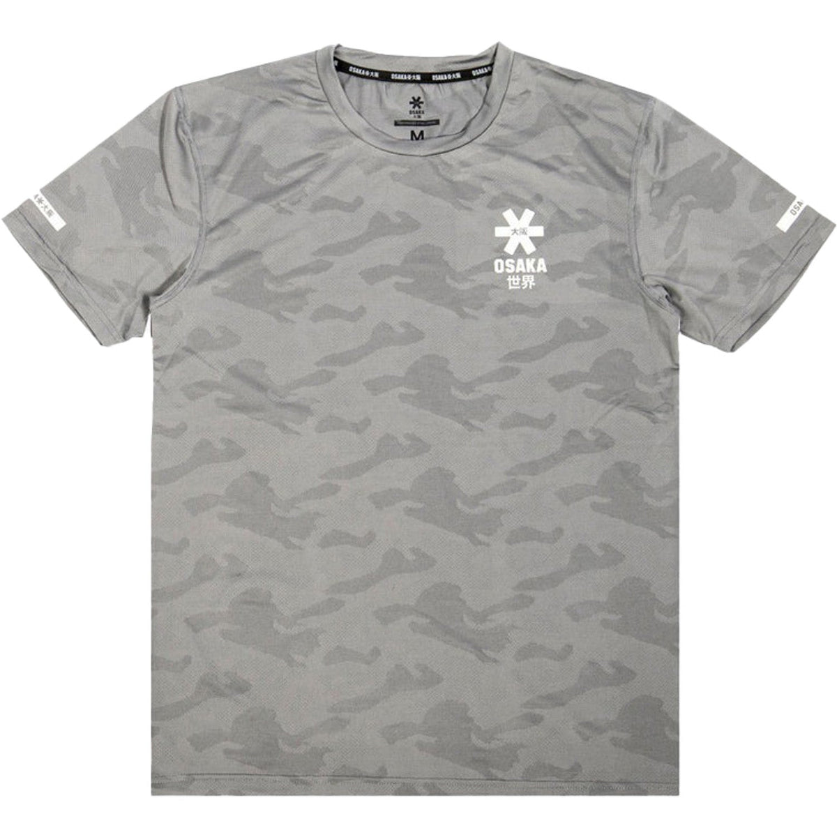 Vooraanzicht van het grijze Osaka T-Shirt Training met camouflagemotief en OSAKA-logo