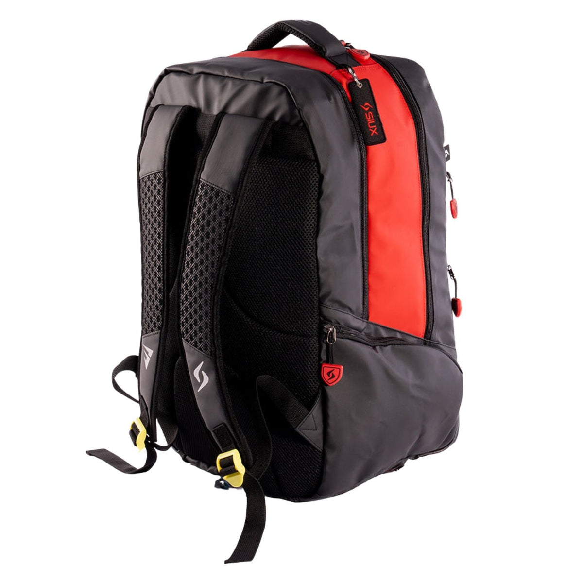 Schuin achteraanzicht van de zwarte Electra Stupa 2026 met meshbanden en rood paneel