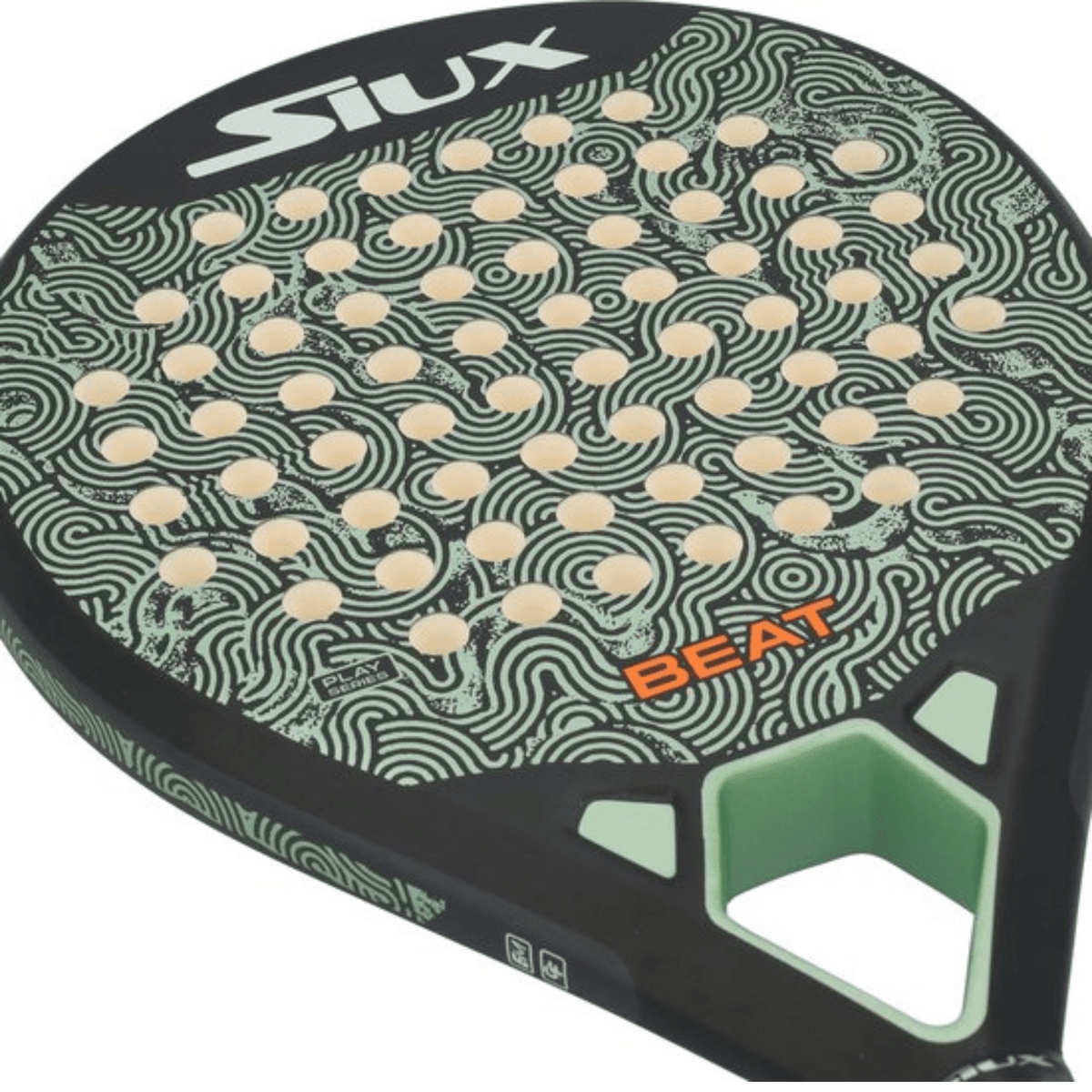 Close-up of the hitting surface of the Siux Beat Control with a white wave pattern and the BEAT logo
