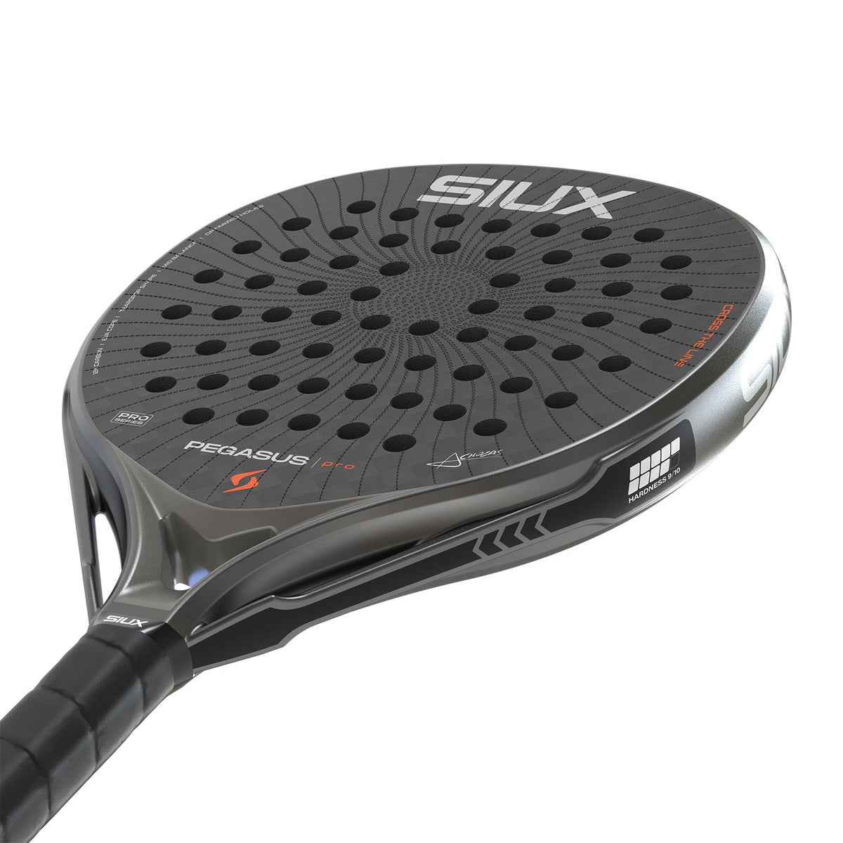 Liggend aanzicht van het Siux Pegasus Pro 26 met zwarte grip en wit SIUX-logo