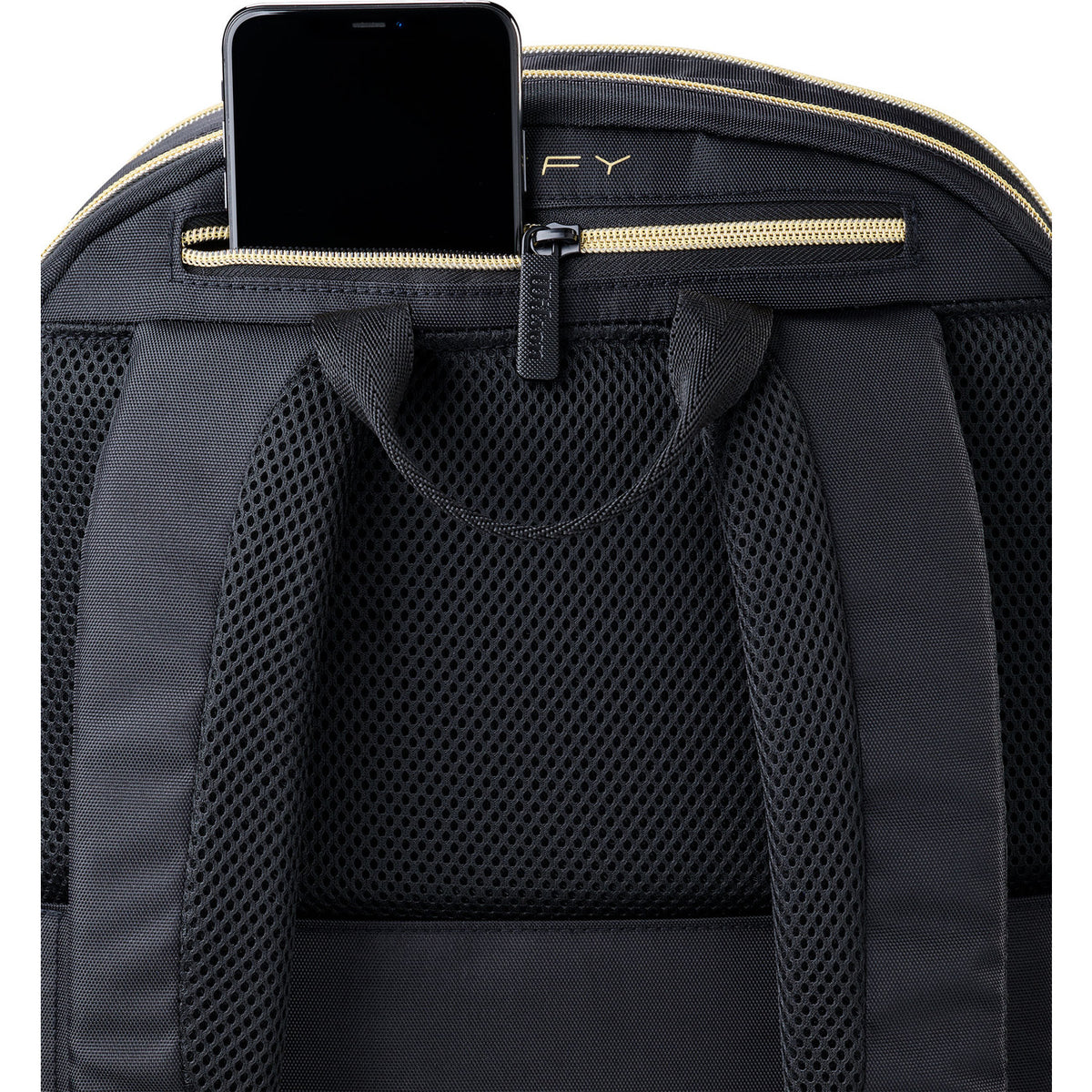 Partie supérieure du sac à dos Wilson Defy V1 avec poche pour téléphone et sangle de transport noire