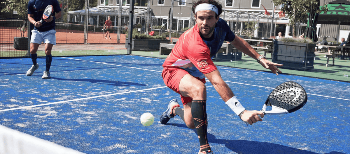 Het Belang van Compressiemateriaal Tijdens het Padellen - Justpadel.com