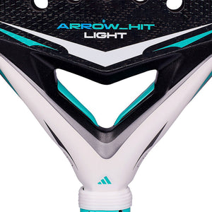 Detail van het hart van het Adidas Arrow Hit Light 2026 met Arrow Hit Light-opdruk