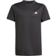 Vooraanzicht van het zwarte Adidas Boys Club T-shirt met wit logo op de rechterborst