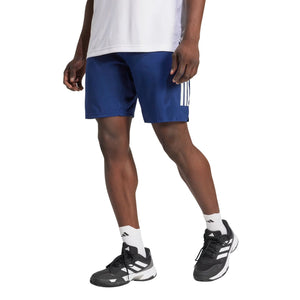 Adidas Club 3-Stripes short voor heren in donkerblauw, gedragen vooraanzicht