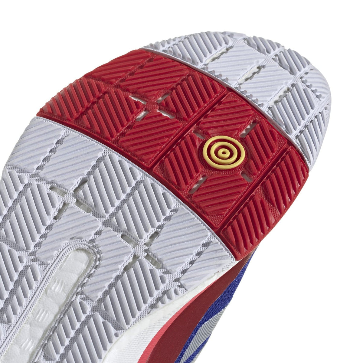 Close-up van het rode draaipunt in de witte zool van de Adidas Crazyquick Boost