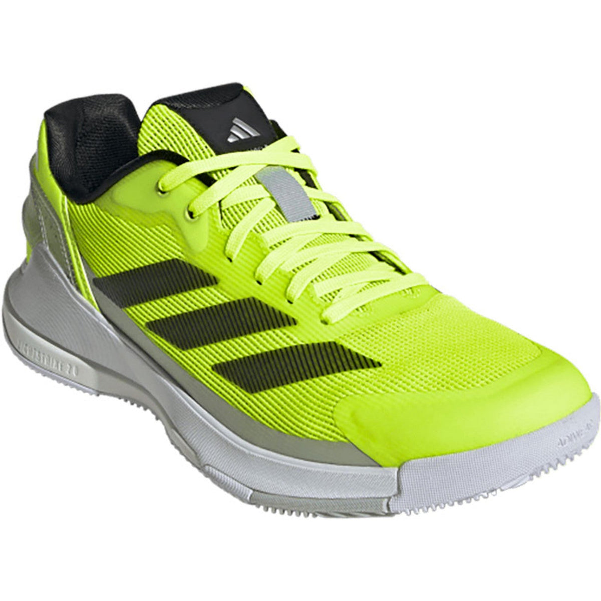 Schuin vooraanzicht van de neongele Adidas Crazyquick LS met zilveren tussenzool