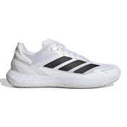 Adidas Defiant Speed 2 M CL in wit met zwarte strepen, zijaanzicht buitenkant