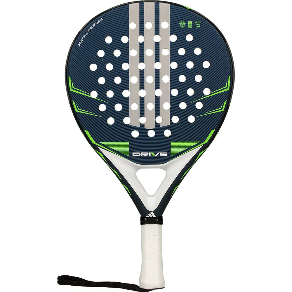 Adidas Drive 3.5 2026 padelracket in donkerblauw met groen, vooraanzicht met polsband