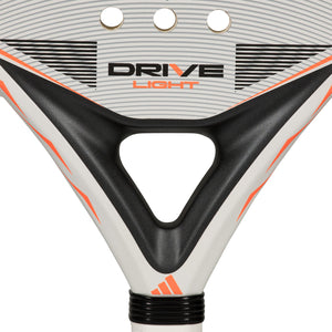 Detail van het hart van het Adidas Drive Light 3.5 2026 met Drive Light-opdruk