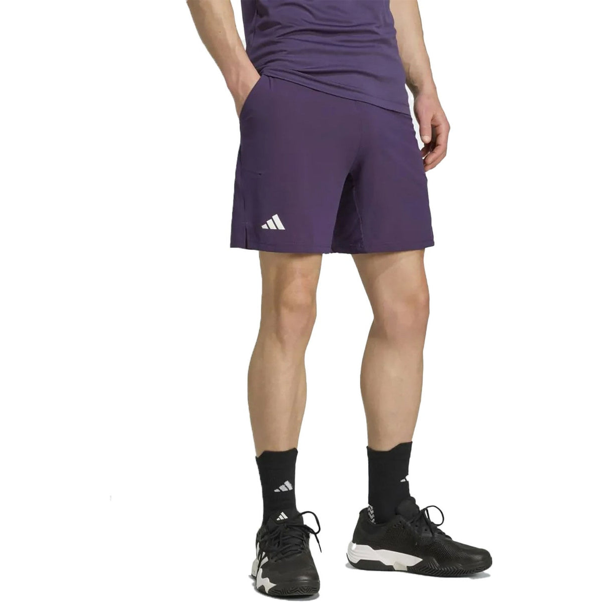 Adidas Ergo short voor heren in donkerpaars, gedragen achteraanzicht