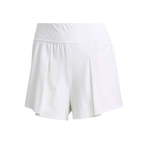 Witte Adidas Match short voor dames, plat vooraanzicht met hoge tailleband