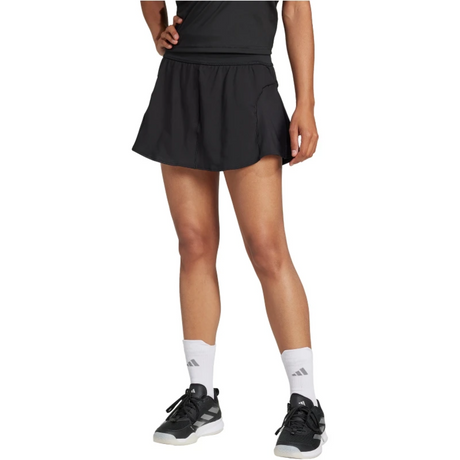 Adidas Match rok voor dames in zwart, gedragen vooraanzicht