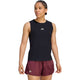 Model draagt de zwarte Adidas Match tanktop met bordeauxrode short