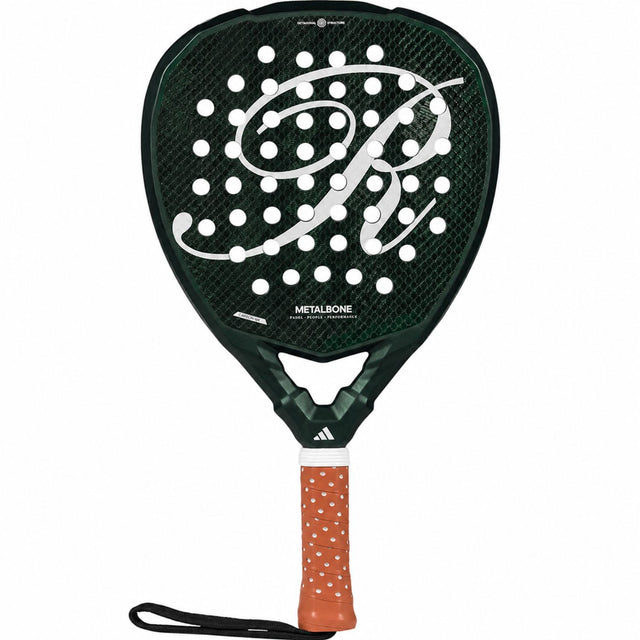 Adidas Metalbone Reserve EDT 2025 padelracket in donkergroen met oranje grip, vooraanzicht