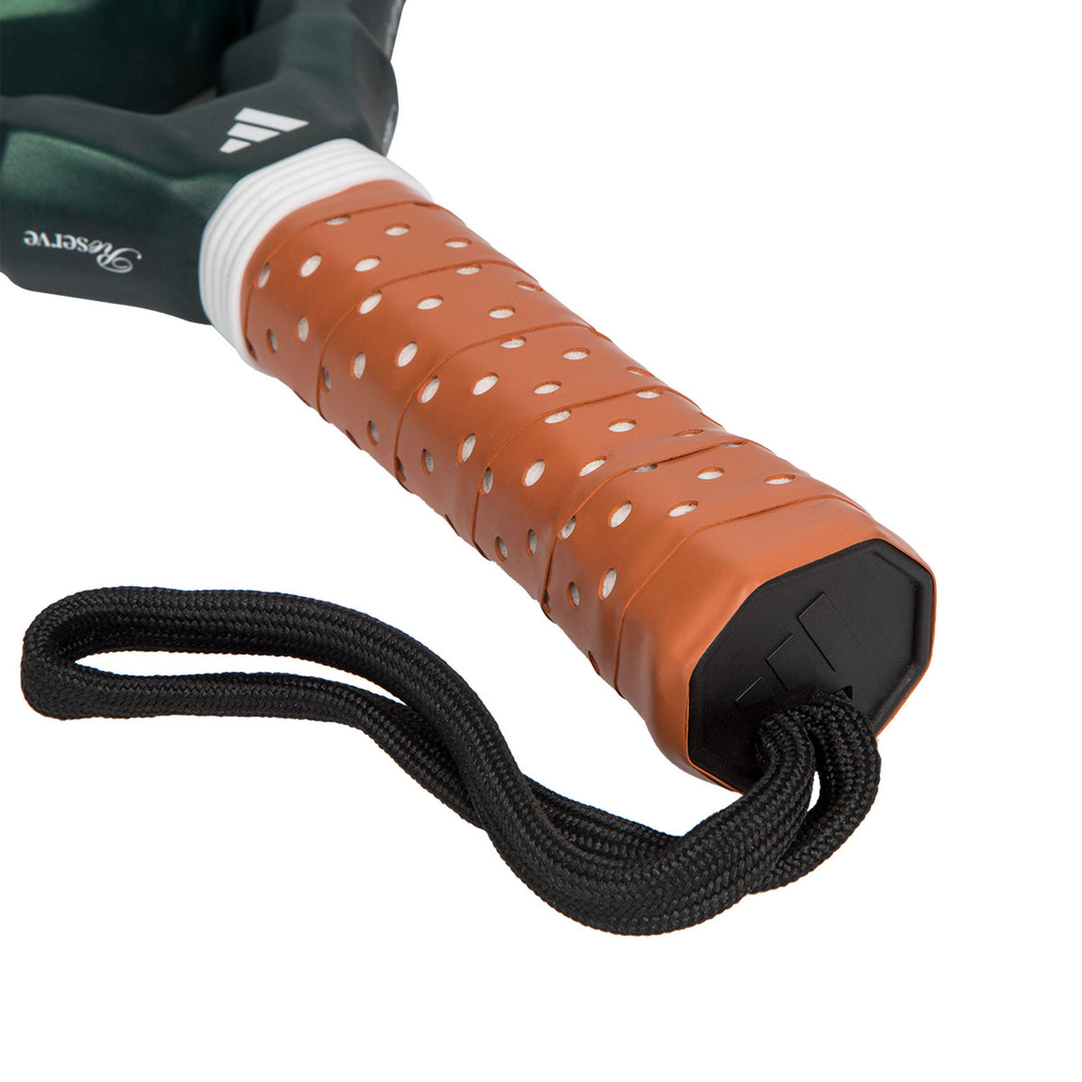 Close-up van de oranje grip en zwarte polsband van het Adidas Metalbone Reserve EDT 2025