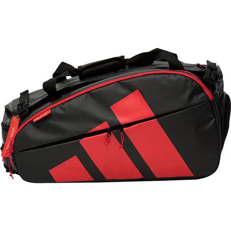 Zijaanzicht van de zwarte Adidas Racket Bag Multigame 2026 met groot rood logo.
