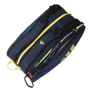 Bovenaanzicht van de marineblauwe Adidas Control 3.4 racketbag met gele ritsbanen.