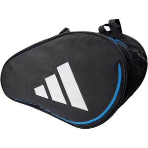 Zwarte Adidas Control 3.4 racketbag met wit logo en blauwe rits, schuin van boven.