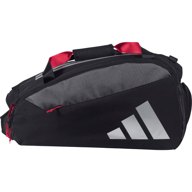 Zijaanzicht van de zwart-grijze Adidas Racketbag Multigame 3.4 met rode handgrepen.