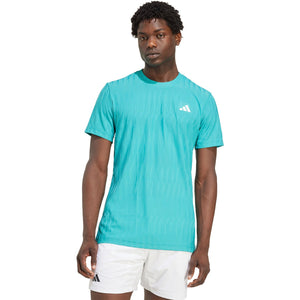 Adidas Freelift T-shirt voor heren in turquoise, gedragen vooraanzicht