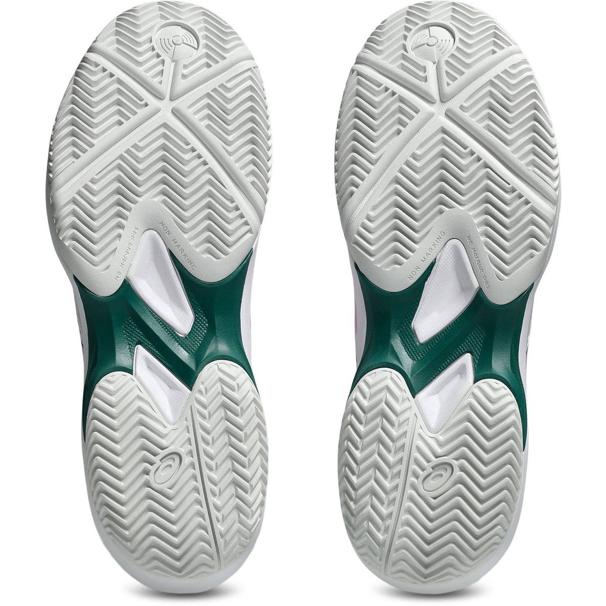 Witte zolen van een paar ASICS Game FF Padel W met donkergroen middenstuk